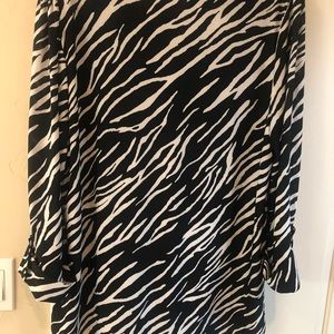 NW/O tags. Ladies Top in size Large